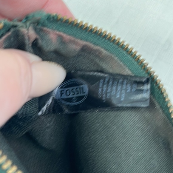 Fossil Preston Flap Clutch in deep evergreen - Picture 9 of 10